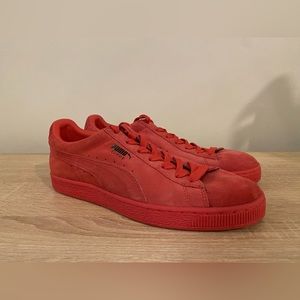 Puma Suede Classic Lo- Rose Red - Size 9